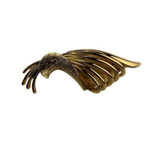 Monet Womens Gold Tone Metal Abstract Brooch Vintage Elegant Statement Pin Colle